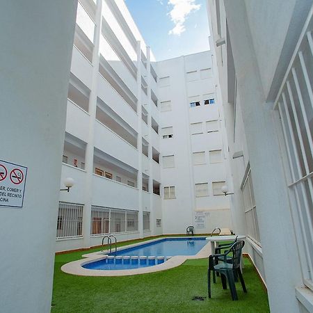 096 Pleasant Place Luis - Alicante Holiday 托雷维耶哈 外观 照片