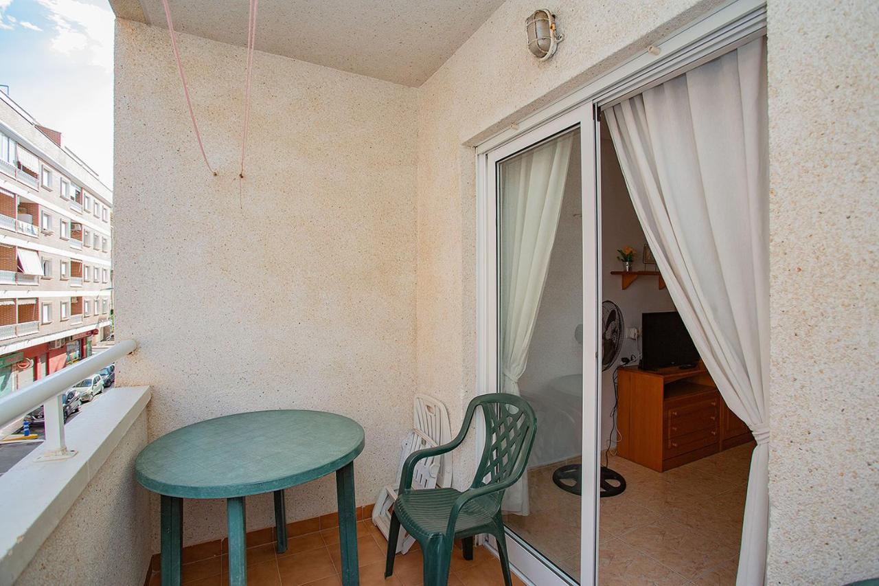 096 Pleasant Place Luis - Alicante Holiday 托雷维耶哈 外观 照片