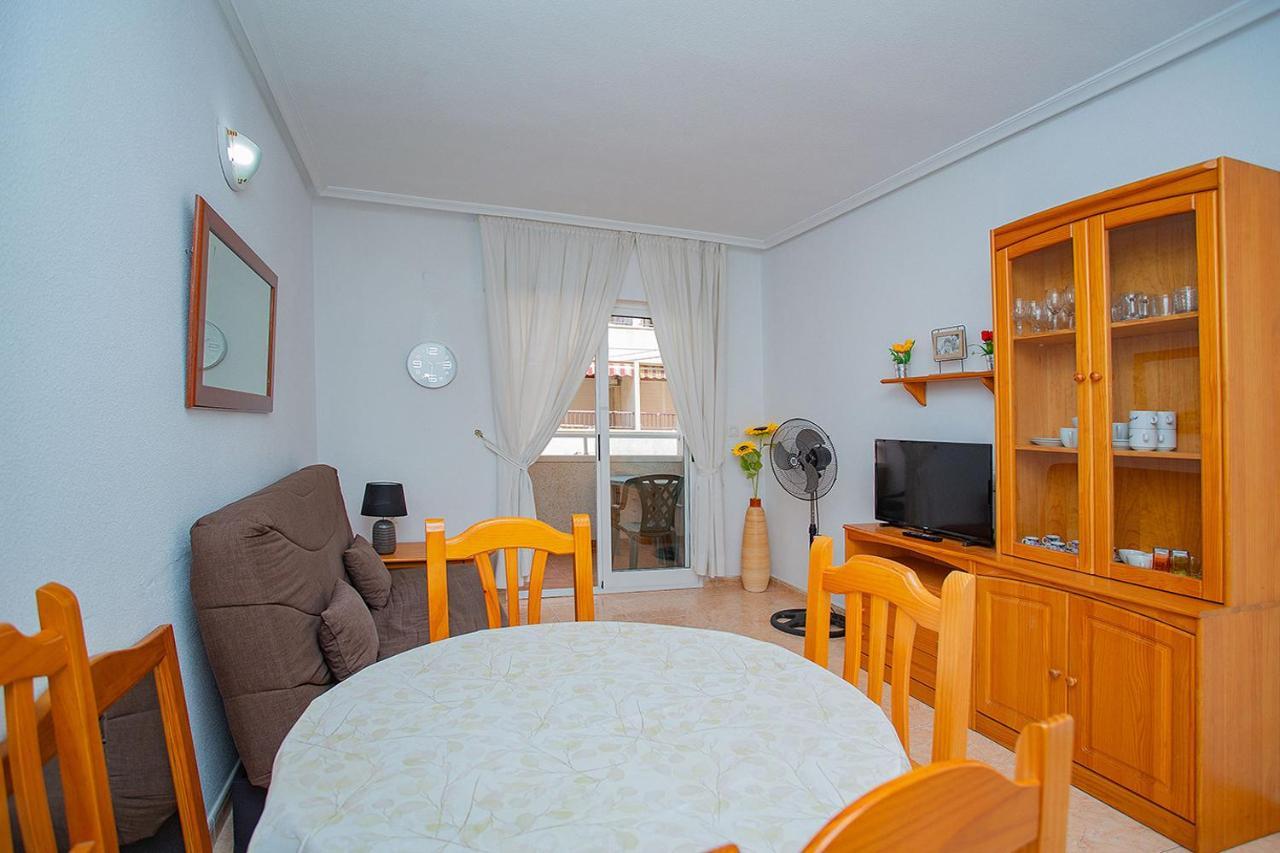 096 Pleasant Place Luis - Alicante Holiday 托雷维耶哈 外观 照片