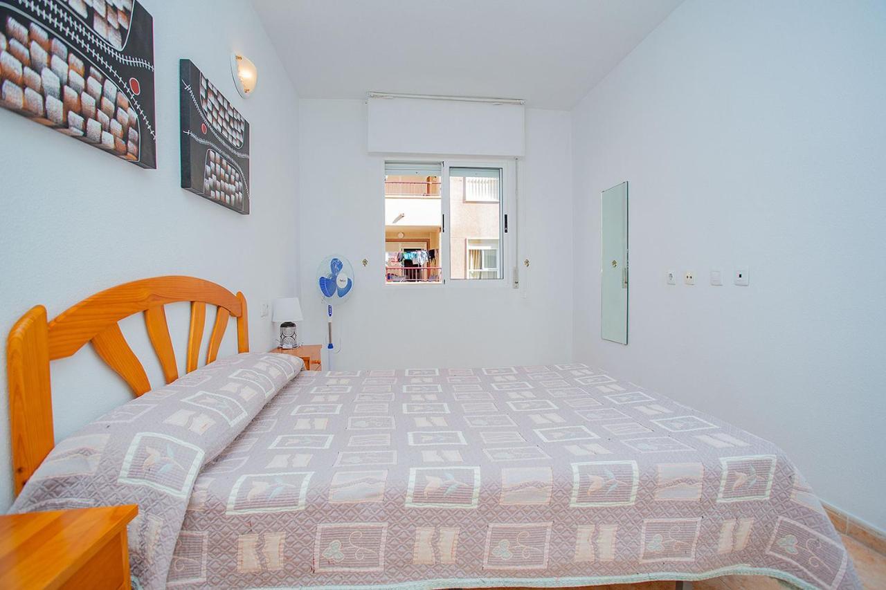 096 Pleasant Place Luis - Alicante Holiday 托雷维耶哈 外观 照片