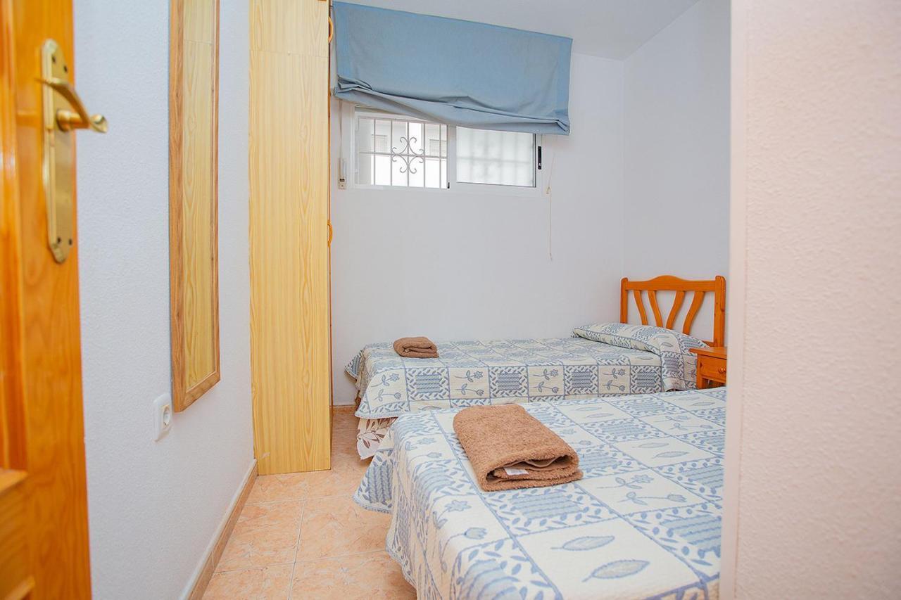 096 Pleasant Place Luis - Alicante Holiday 托雷维耶哈 外观 照片